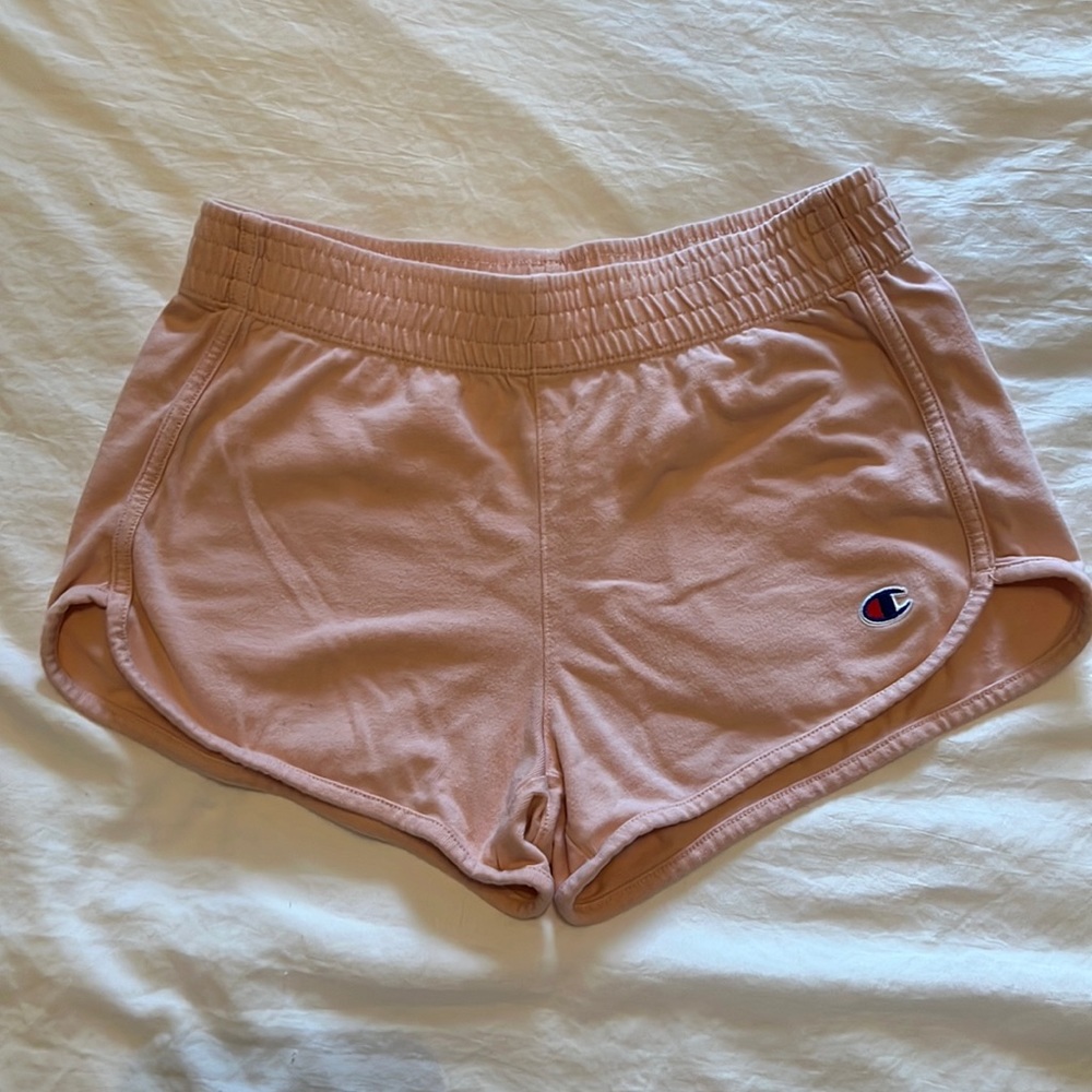 Used Champion women’s short size S in pink color